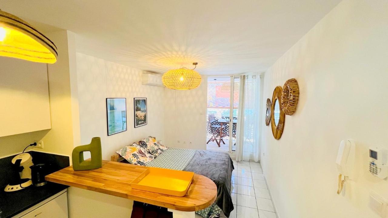 Studio Le Dina St Gilles Boucan Canot แซ็งต์-จีลส์-เลส์-แบ็งส์ ภายนอก รูปภาพ